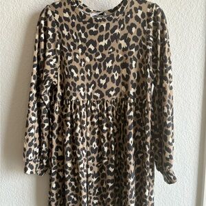 Carly Jean Los Angeles Leopard Print Long Sleeve Dress
